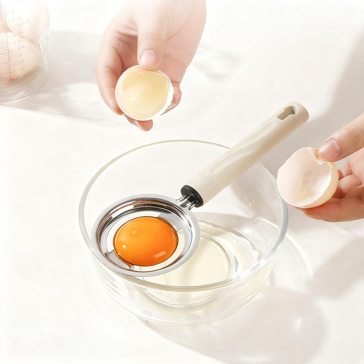 Kitchen strainer and kitchen helper set made of stainless steel