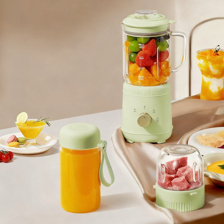 Portable juicer with glass jug