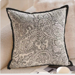 Embroidered pillowcase in Chinese style, linen