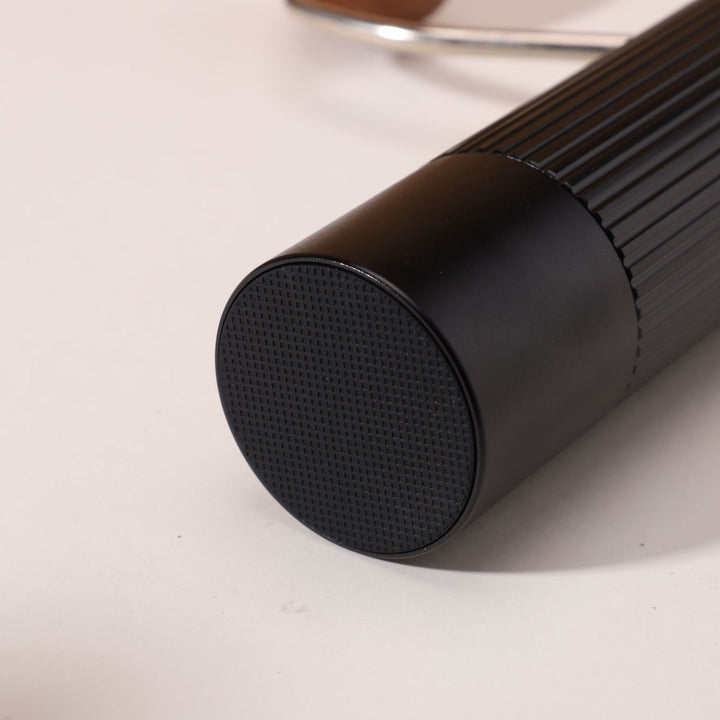 Hand coffee grinder with CNC grinding mechanism and brush