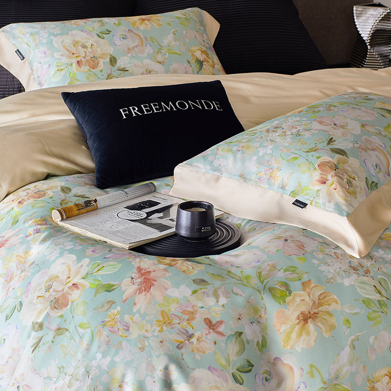 Bedding set made of lyocell with floral pattern