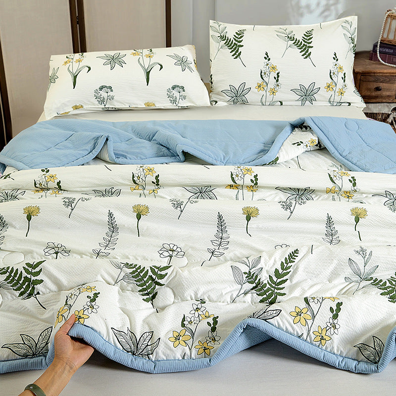 Polyester quilt, machine washable