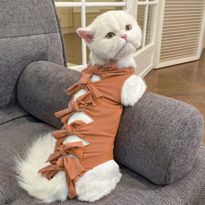 Protective clothing for pets after surgeries