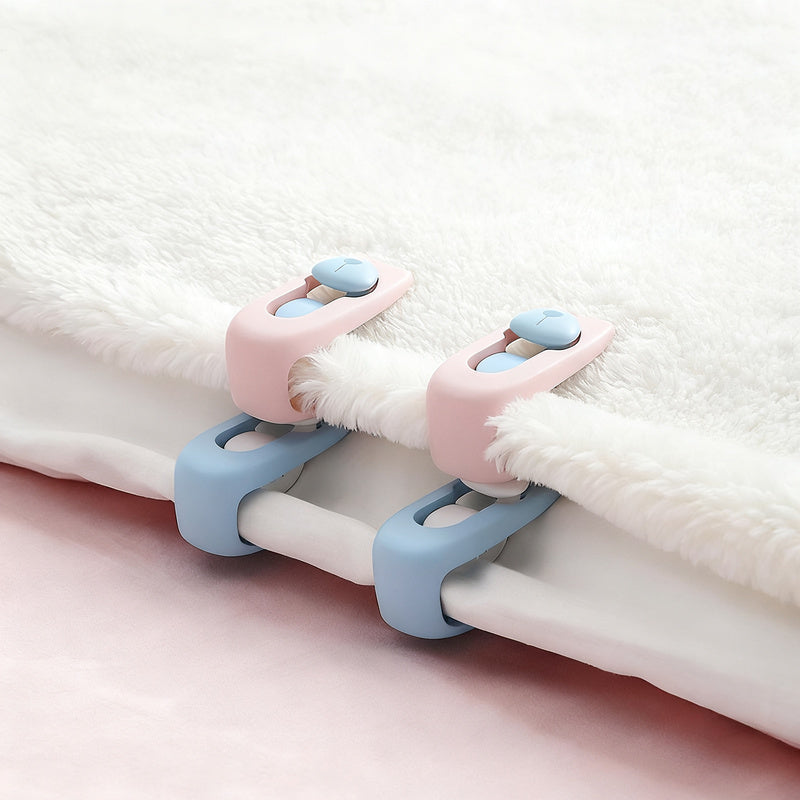 Duvet fastening clips, non-slip