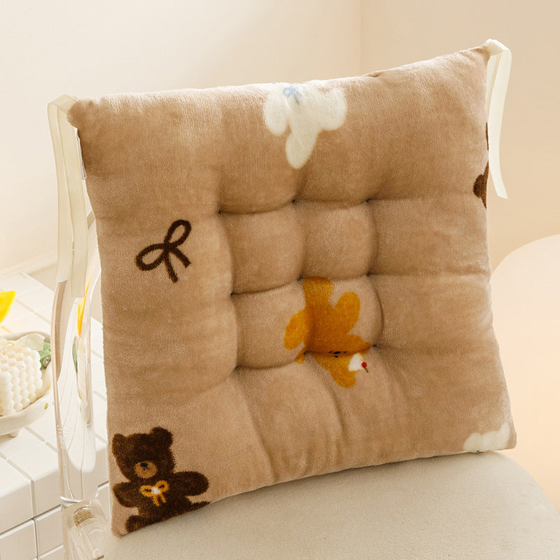 Heated seat cushion made of high-quality loden cream