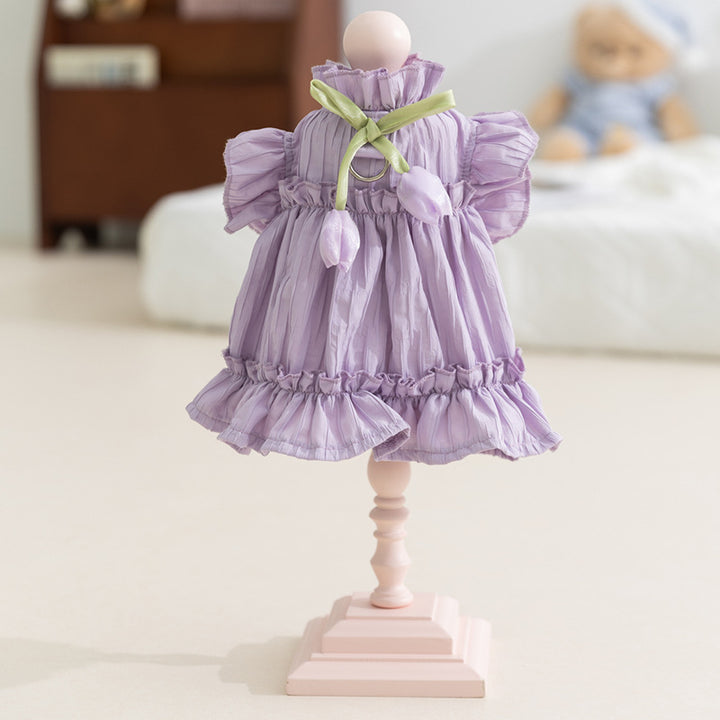 Two-legged dress for pets, pleated design