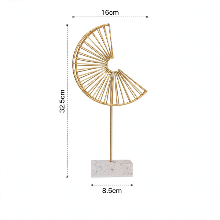 Metal leaf decoration in Nordic style