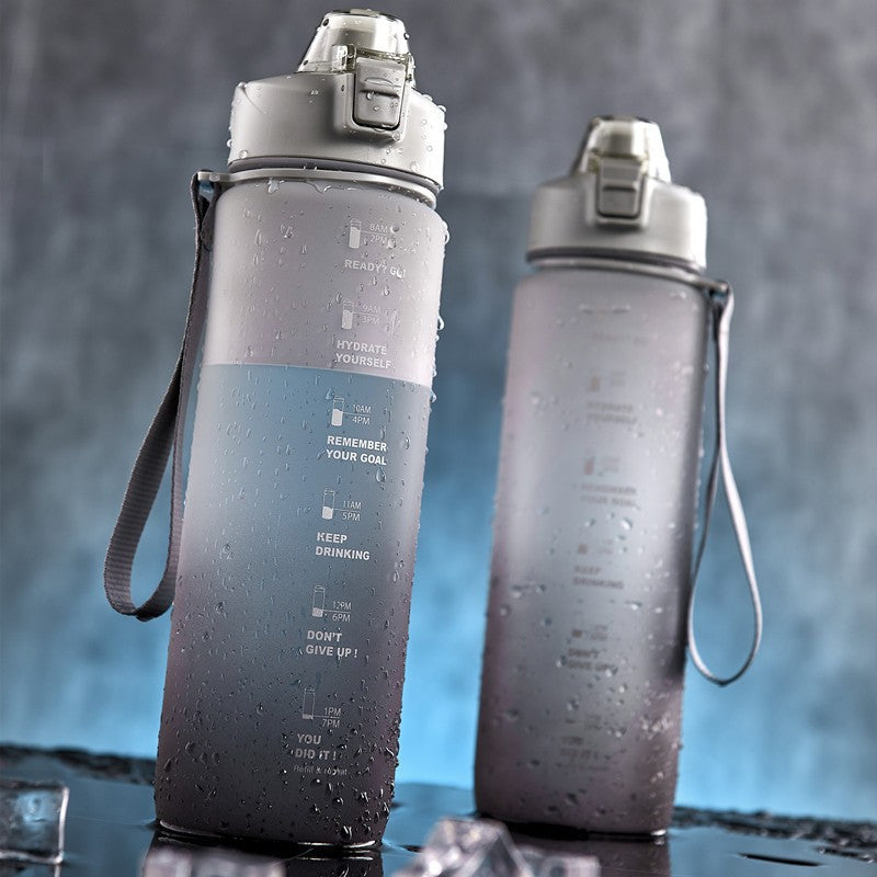 Sports water bottle made of PC, 1000 ml