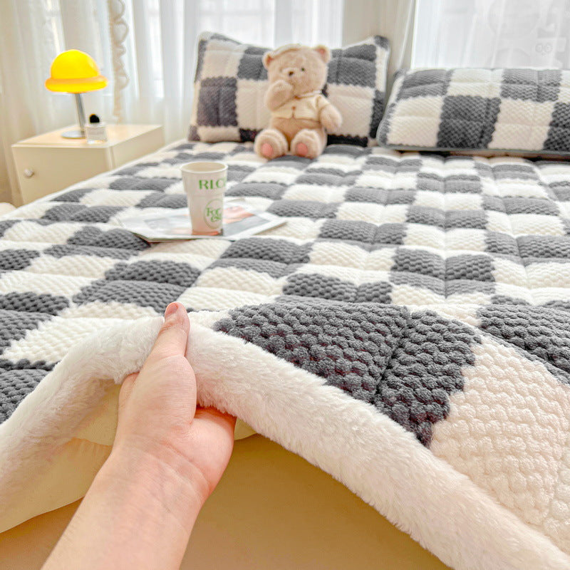 Fleece mattress topper, warm and soft