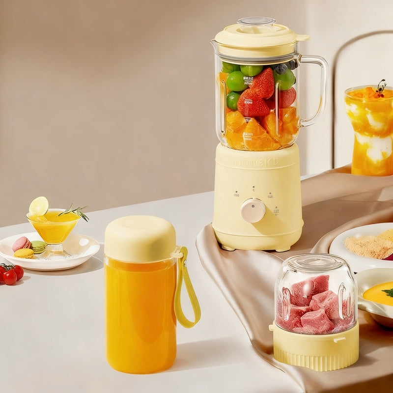 Portable juicer with glass jug