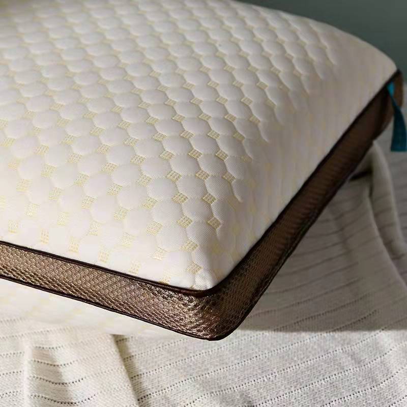 Neck support pillow set, stable shape, two pieces
