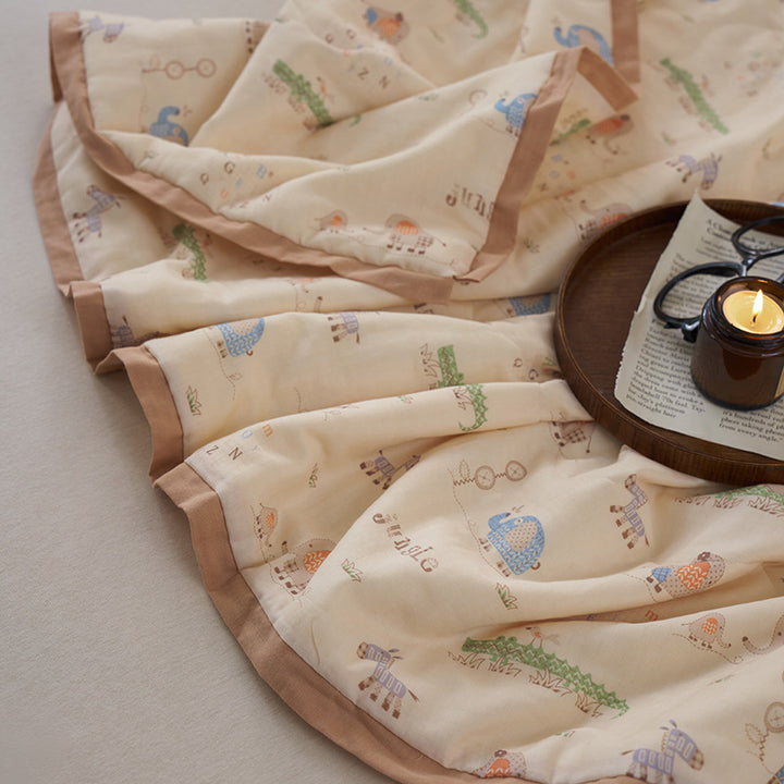 Summer blanket made of cotton and polyester fiber