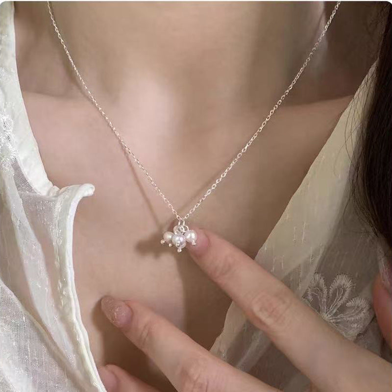 Pearl necklace with silver clasp, pearls 4–12 mm