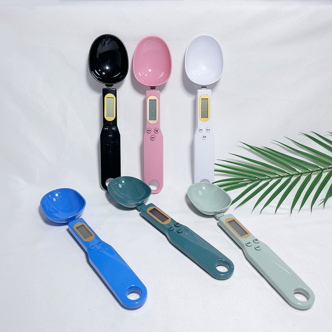 Digital kitchen scale as spoon