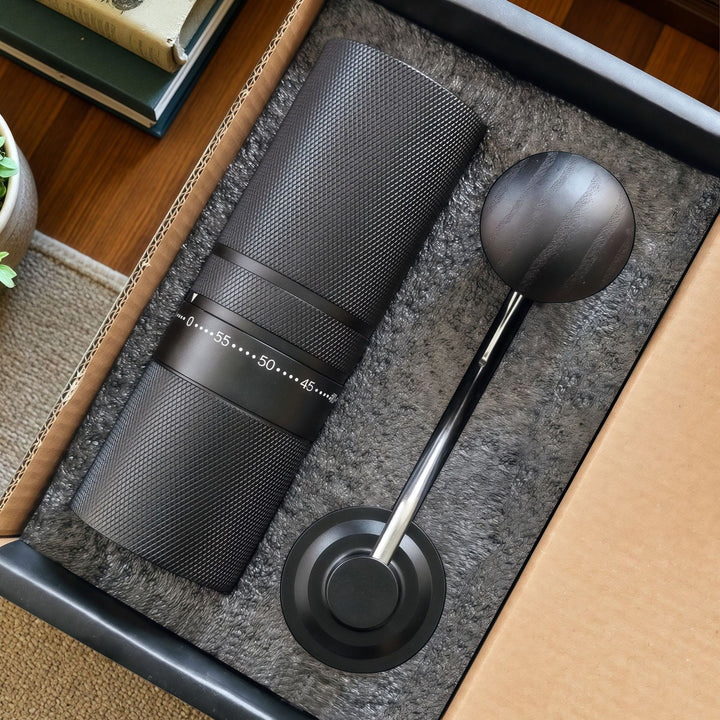 Hand coffee grinder with CNC grinding mechanism and brush