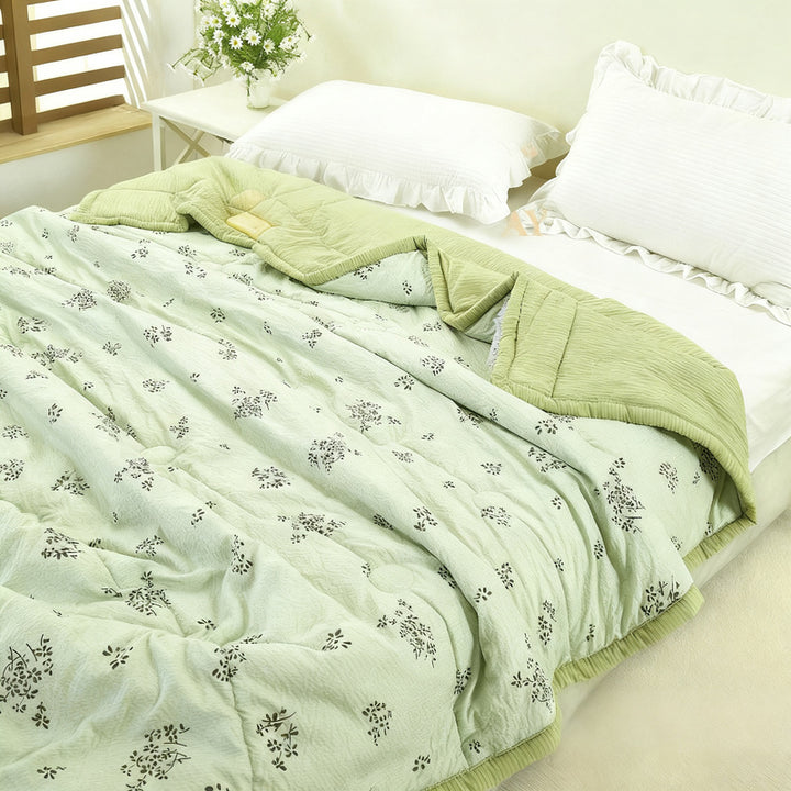 Polyester quilt, machine washable