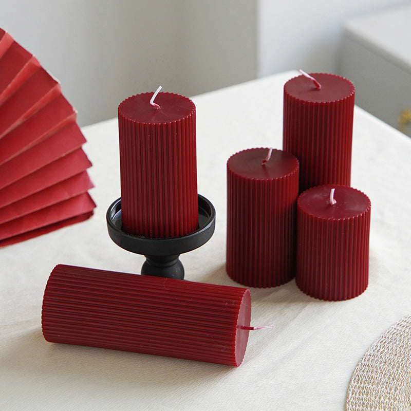 Round scented candle made of soy blend, handcrafted