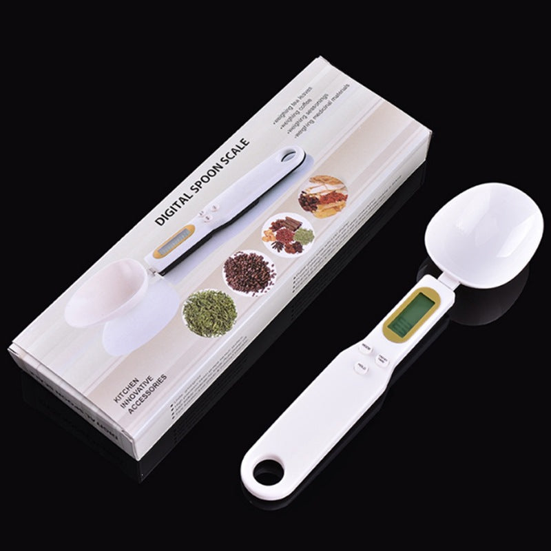 Digital kitchen scale as spoon
