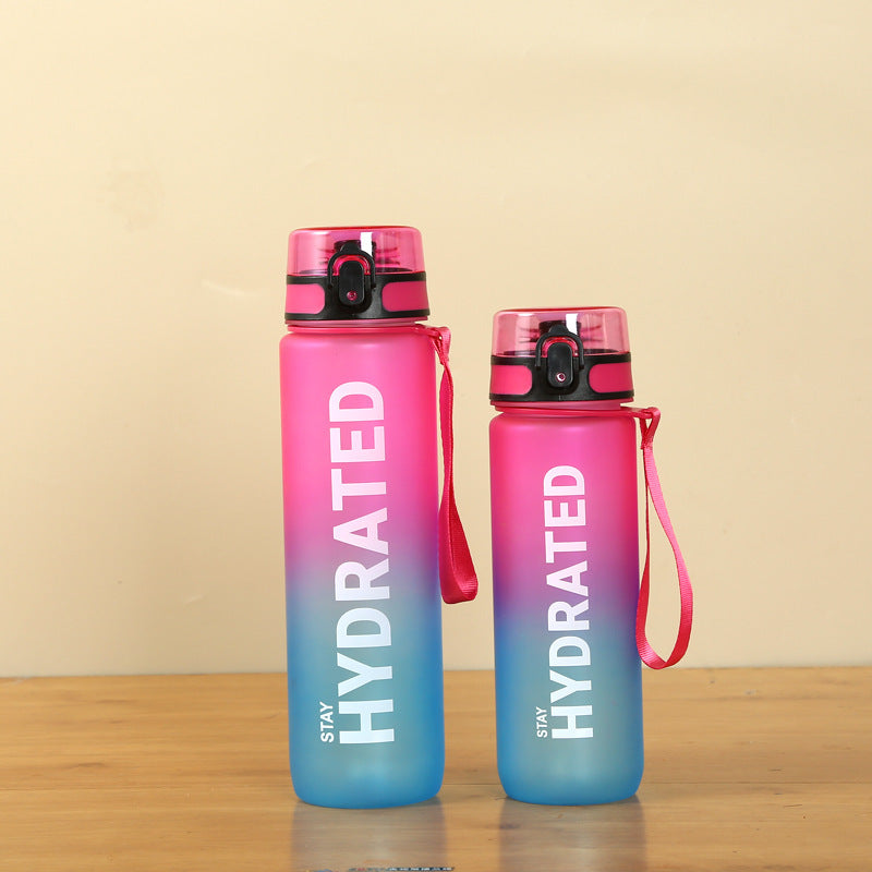 Sports water bottle with flip top, 750–1000 ml