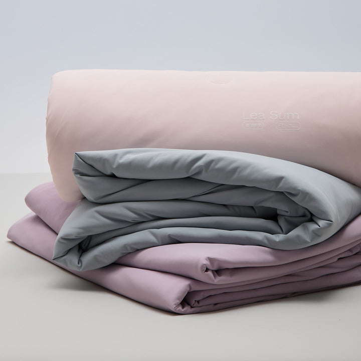 Summer blanket set with cooling effect and fitted sheet