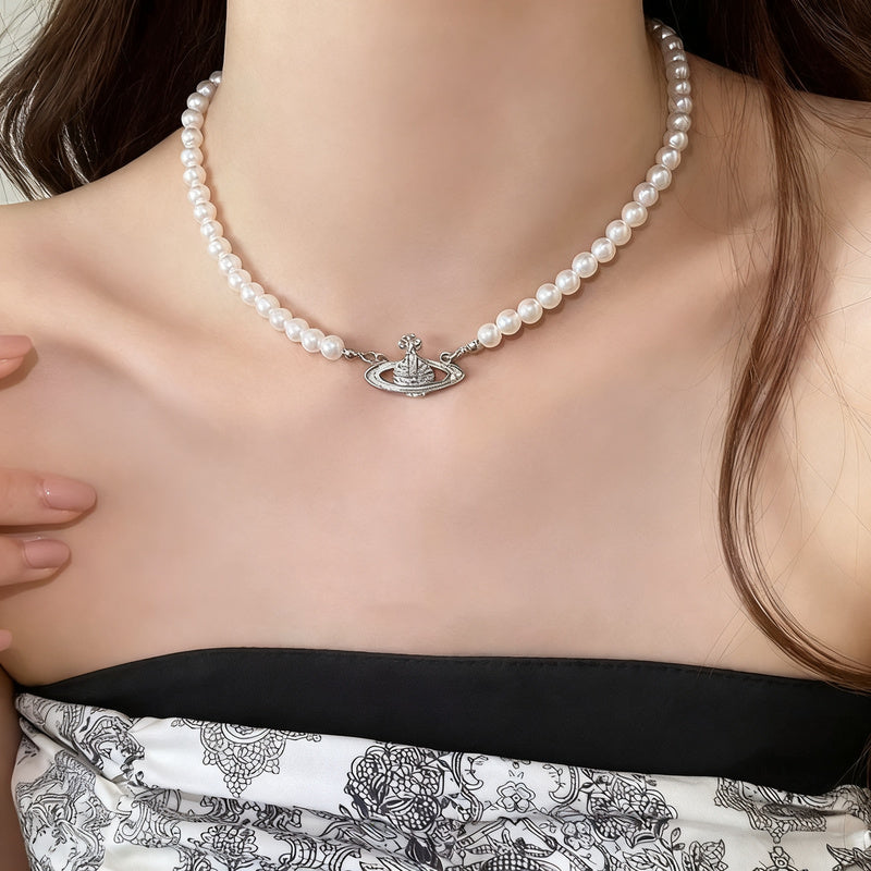 Pearl necklace with silver clasp, pearls 4–12 mm