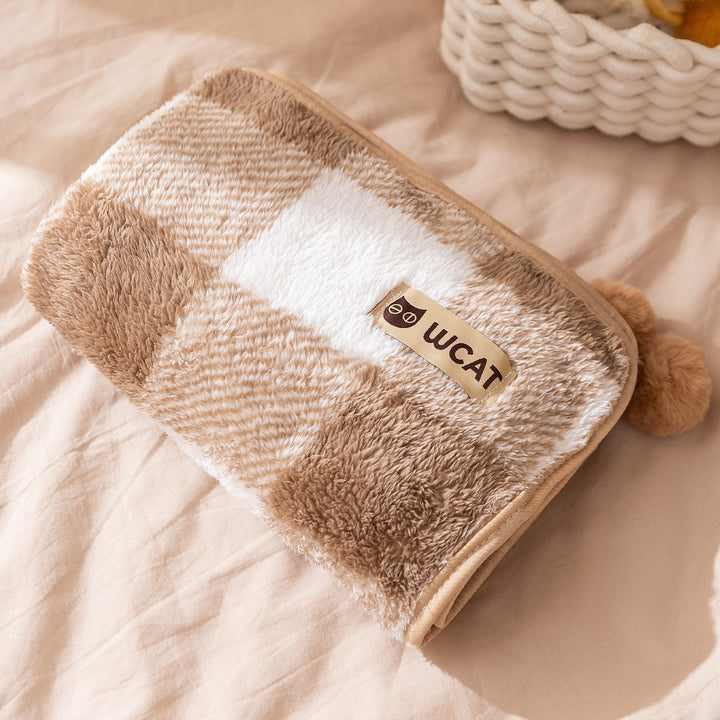 Fleece heating mat for pets