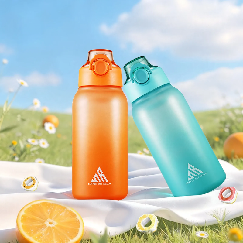 1L water bottle with aroma inserts and straw