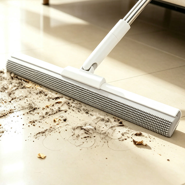 Silicone wiper broom with water squeegee