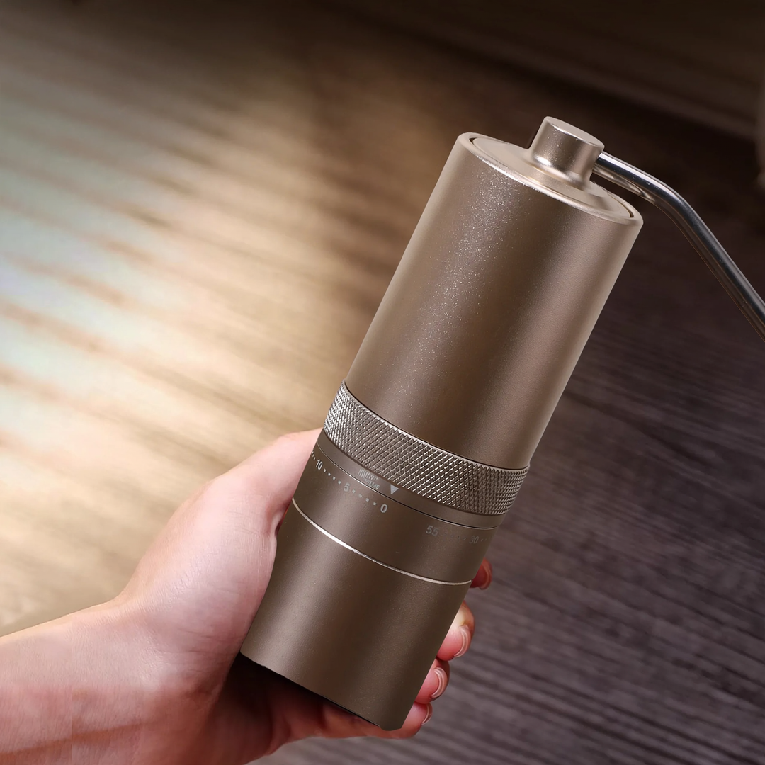 Hand coffee grinder, Italian, 3–5 cups, stainless steel