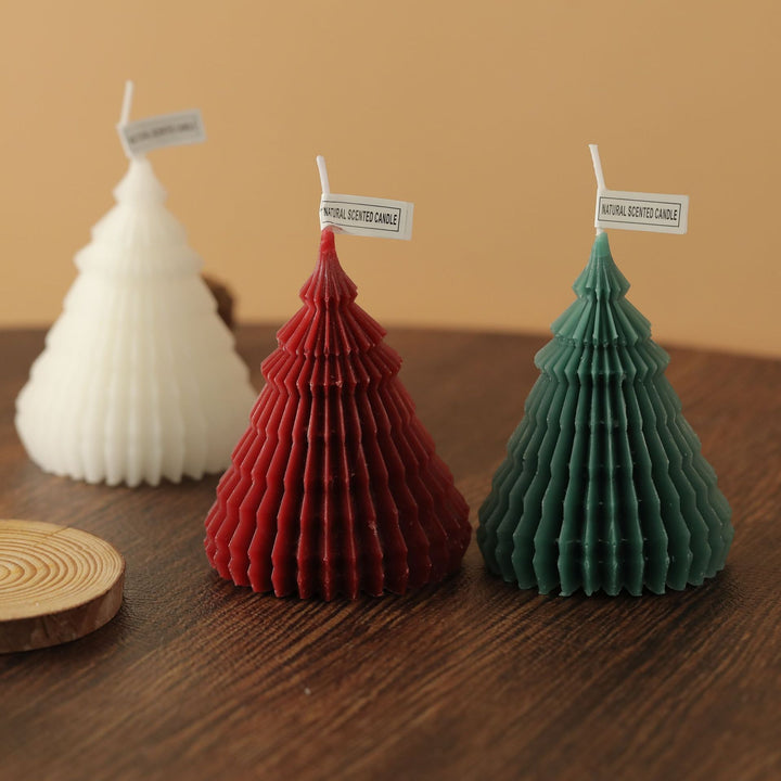 Handmade scented candle made of soy wax, flower shape