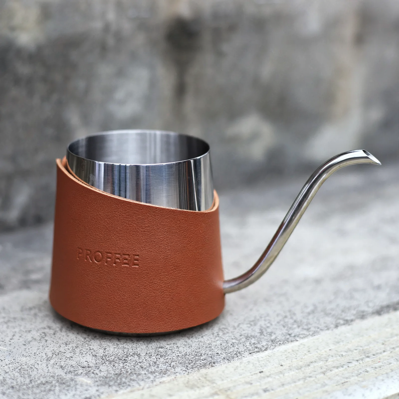 Stainless steel coffee pot with leather handle, 350–500 ml