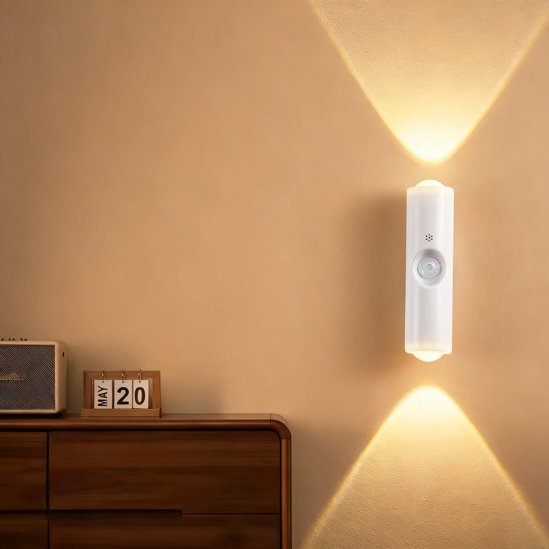 Wall lamp with motion sensor and LED