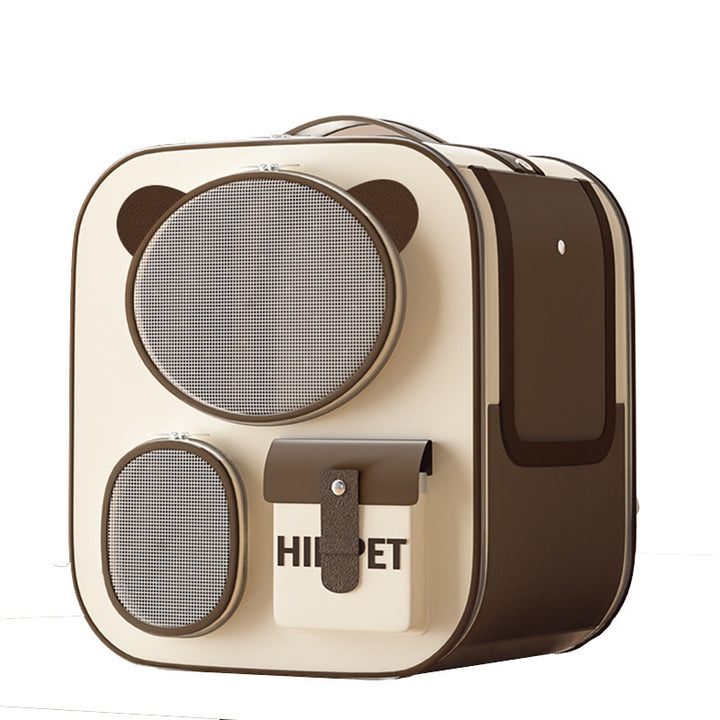 Pet transport box with wheels