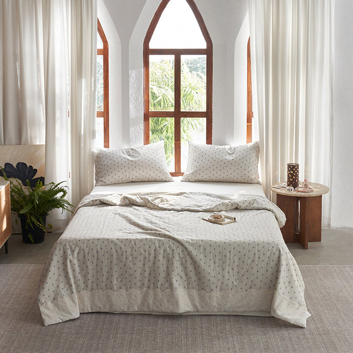 Summer blanket made of cotton, double-layered
