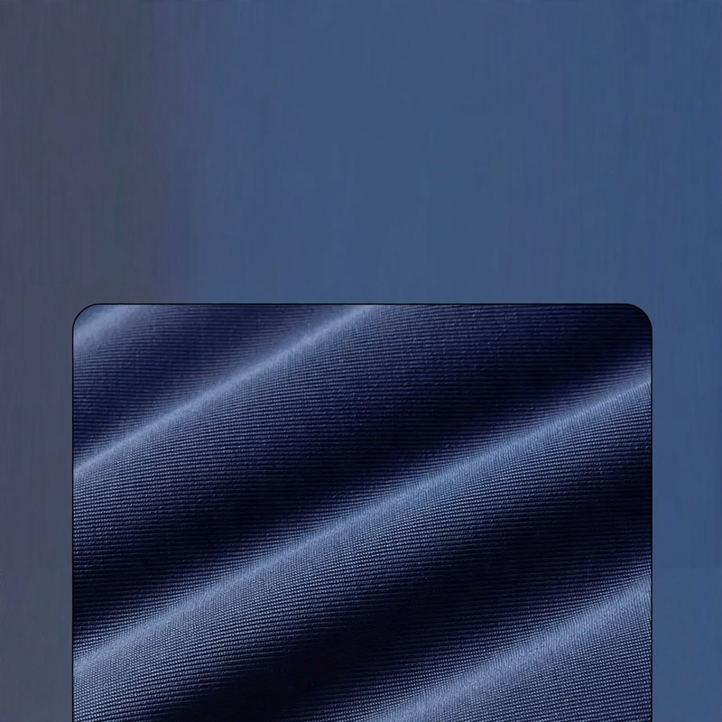 Summer blanket with double-sided cooling effect