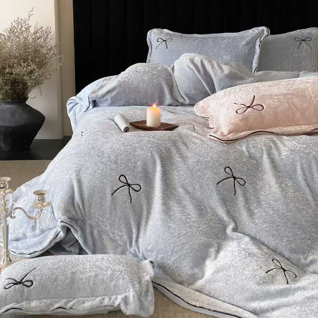 Bedding set made of milk fiber, embroidered, 4-piece