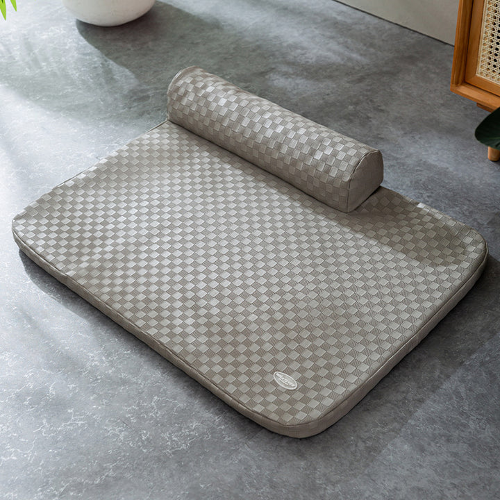Dog mat with checkerboard pattern, PP cotton