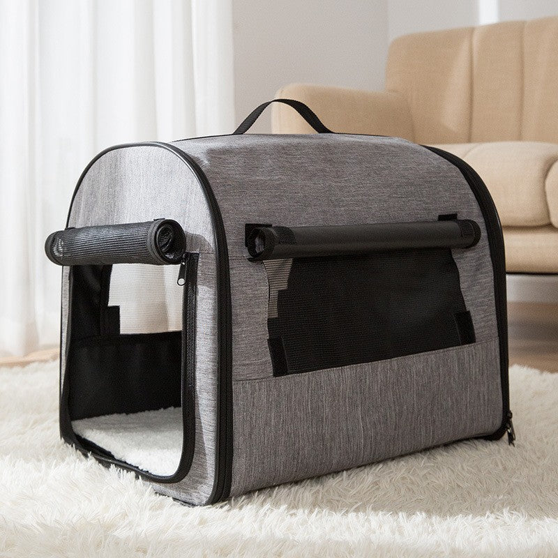Transport box for pets, foldable