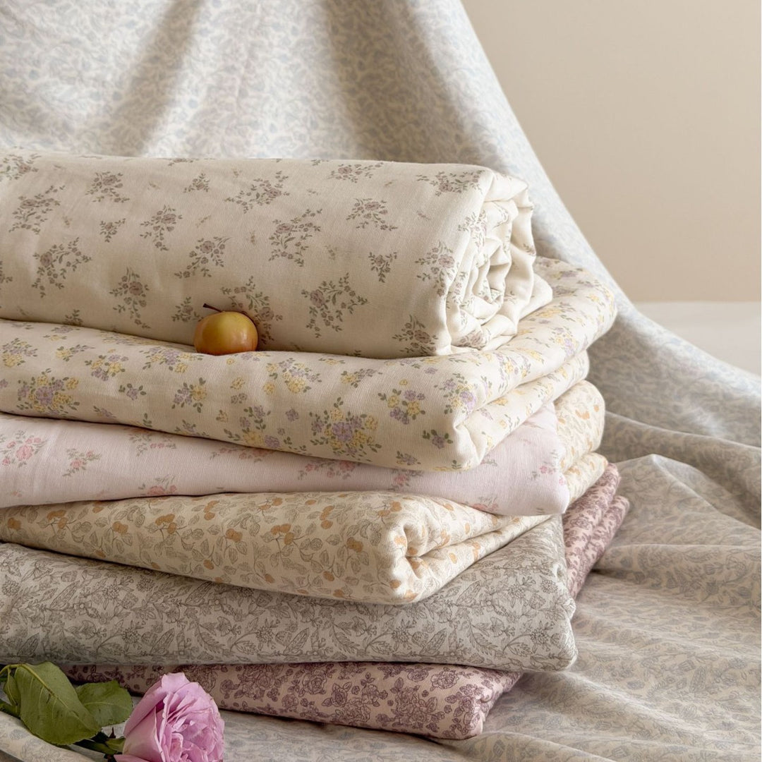 Cotton double gauze bed sheet with floral pattern