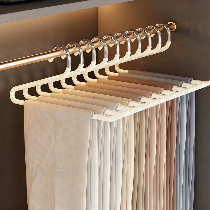 Pants hanger with non-slip clips