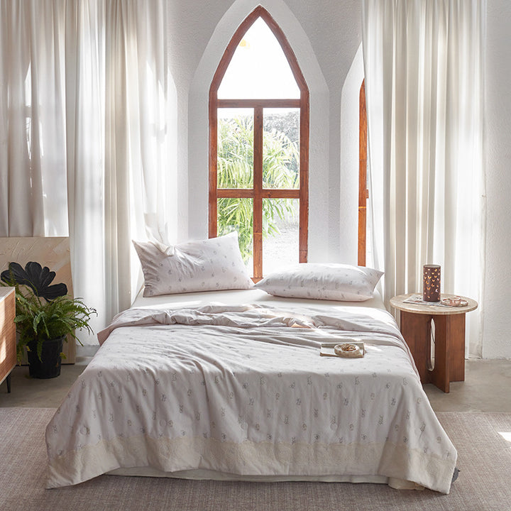 Summer blanket made of cotton, double-layered