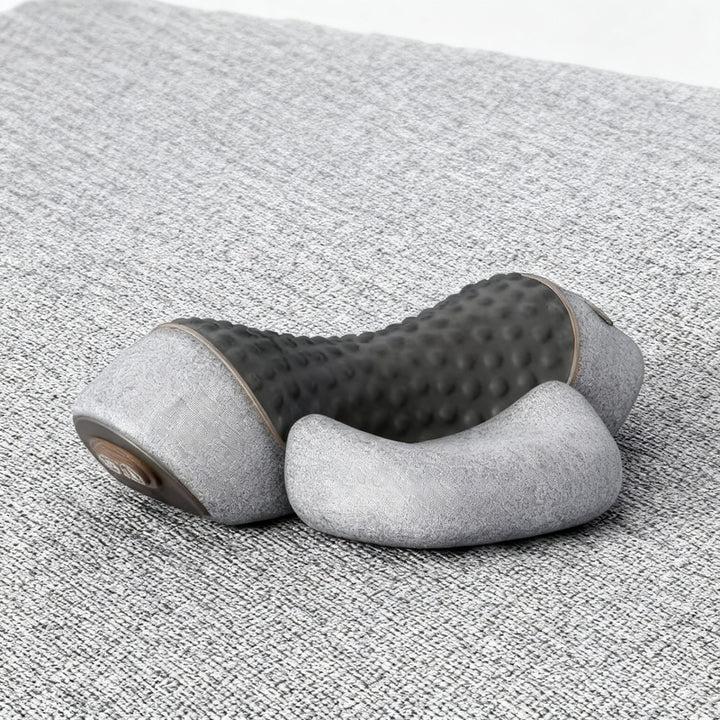 Neck massage pillow with heating function