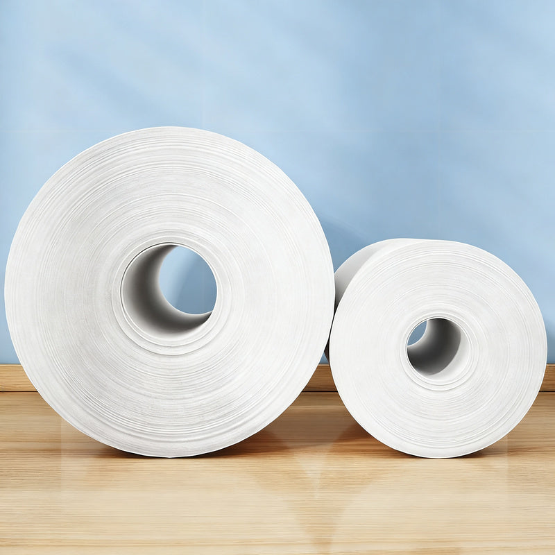 Disposable cleaning wipes made of non-woven fabric, usable dry and wet