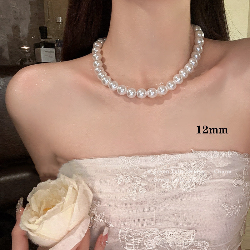 Pearl necklace with silver clasp, pearls 4–12 mm