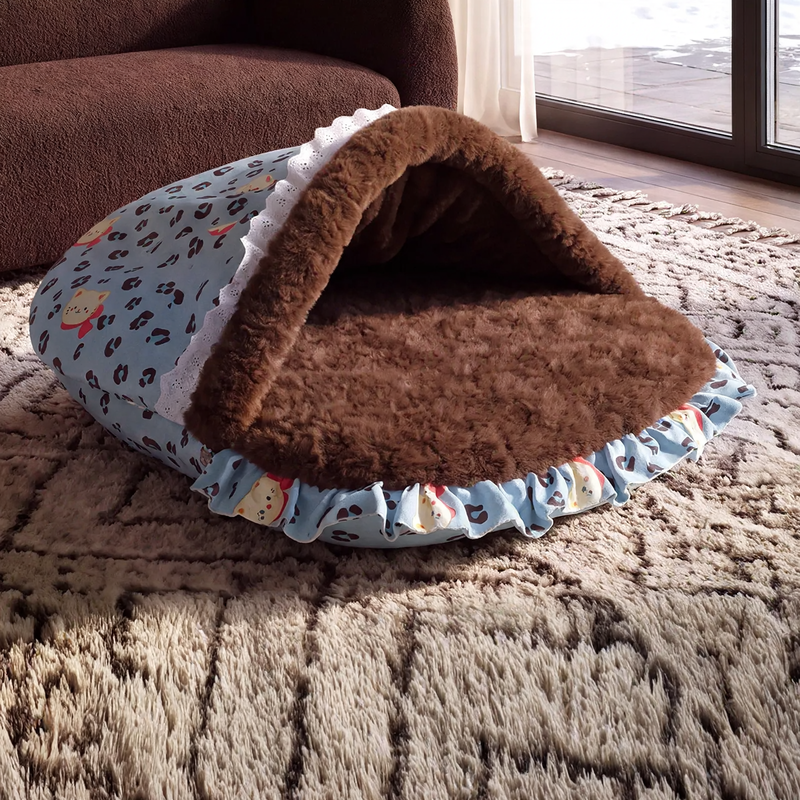 Pet cuddle bed with leopard pattern