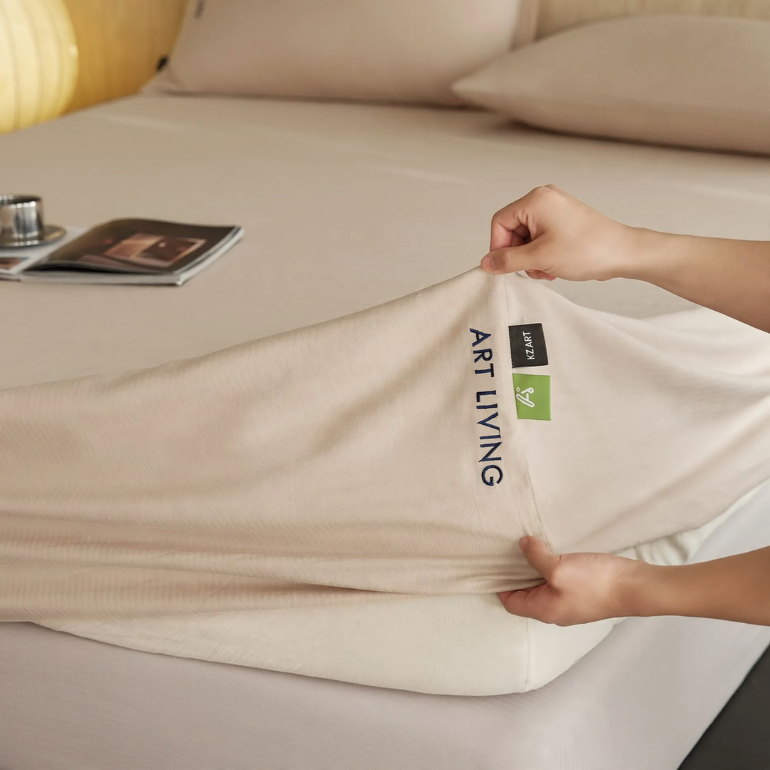 Cotton fitted sheet, 150 cm, solid color