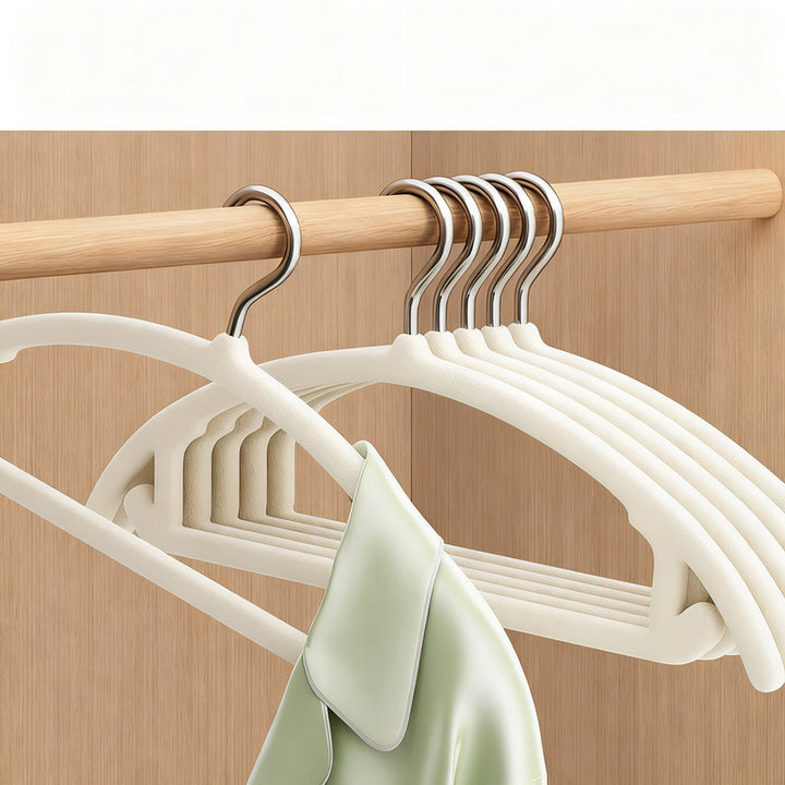 Flocked coat hangers, non-slip, reinforced