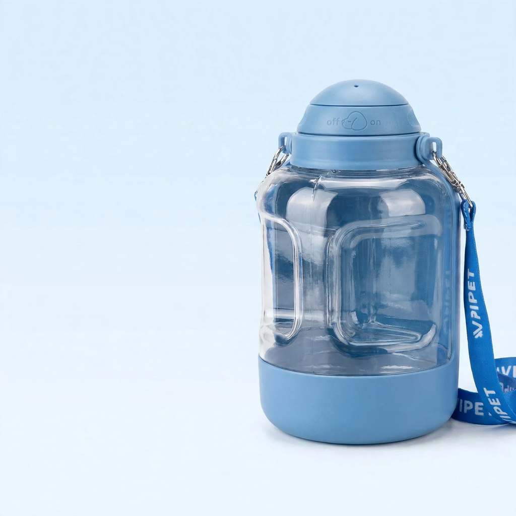 Portable water and feed bag for dogs