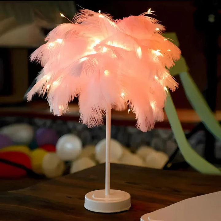 Feather Shade Modern Table Lamp | Kalsten