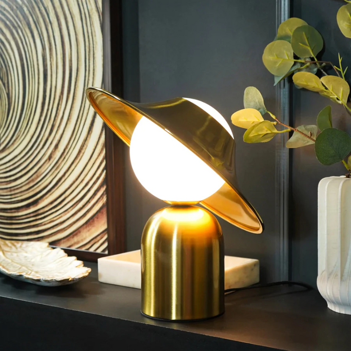 GoldAura Metal Table Lamp - Luxurious Design | Kalsten